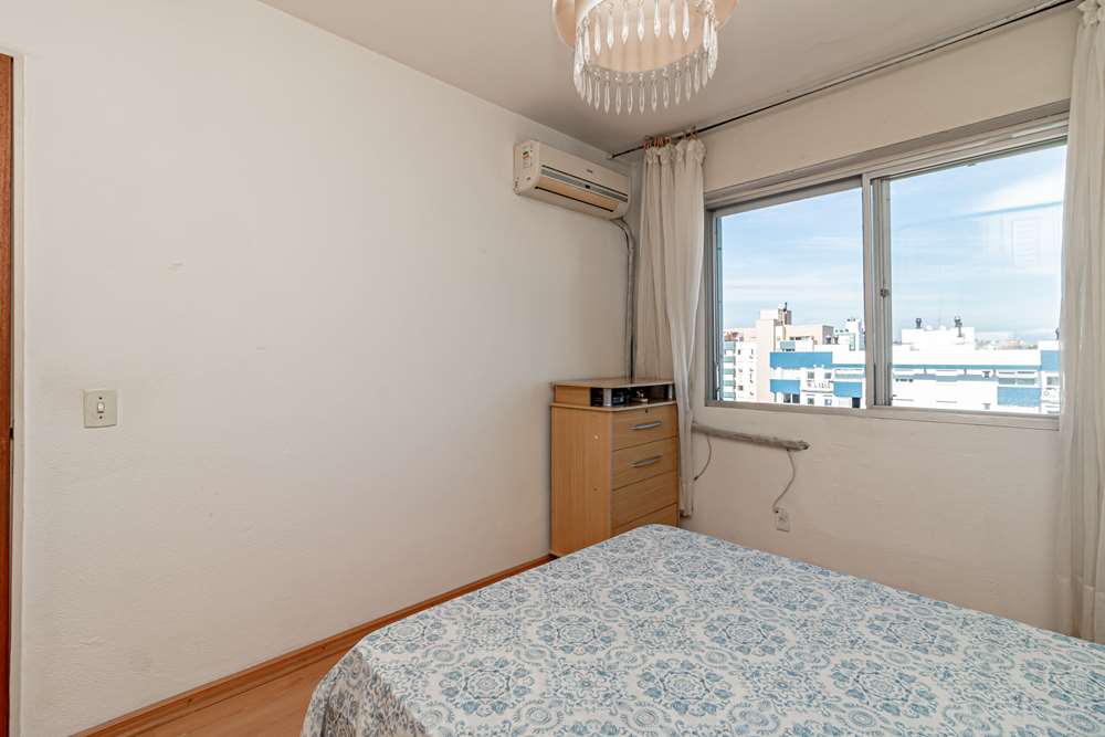 Apartamento à venda com 2 quartos, 74m² - Foto 2