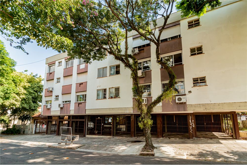 Apartamento à venda com 2 quartos, 69m² - Foto 1