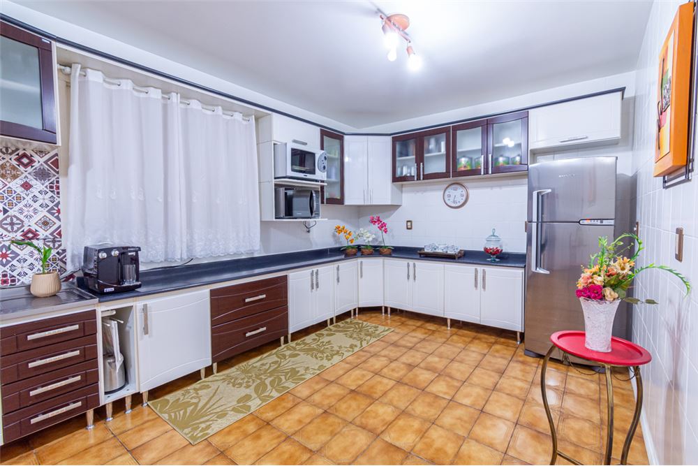 Casa à venda com 3 quartos, 300m² - Foto 19