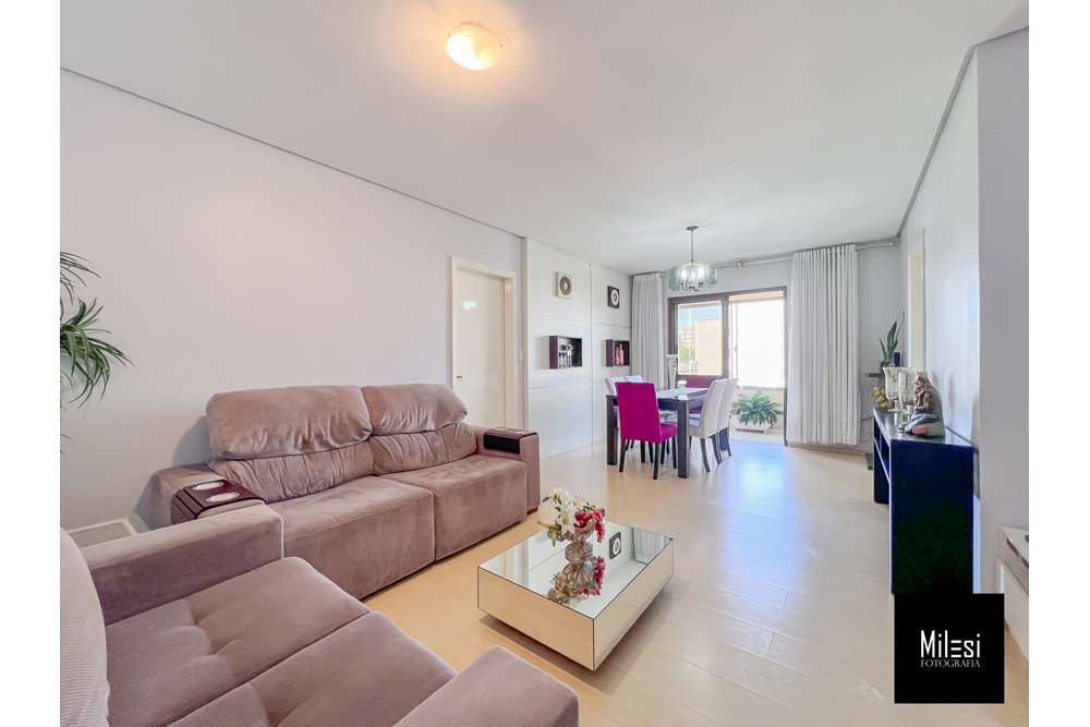 Apartamento à venda com 3 quartos, 94m² - Foto 2