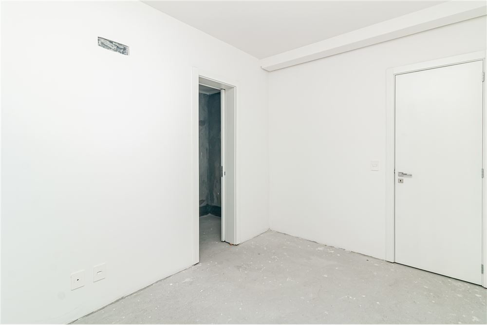 Apartamento à venda com 3 quartos, 145m² - Foto 11