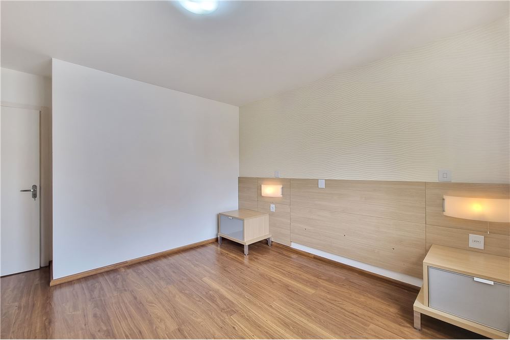 Apartamento à venda com 2 quartos, 104m² - Foto 17