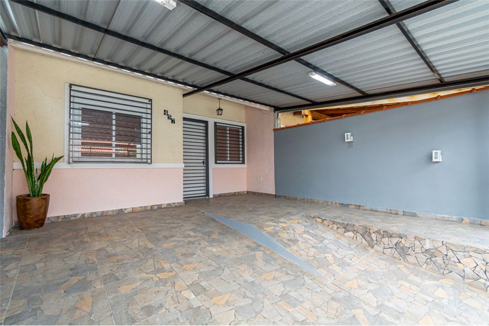 Casa à venda com 1 quarto, 93m² - Foto 3