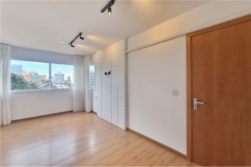 Apartamento à venda com 2 quartos, 104m² - Foto 19