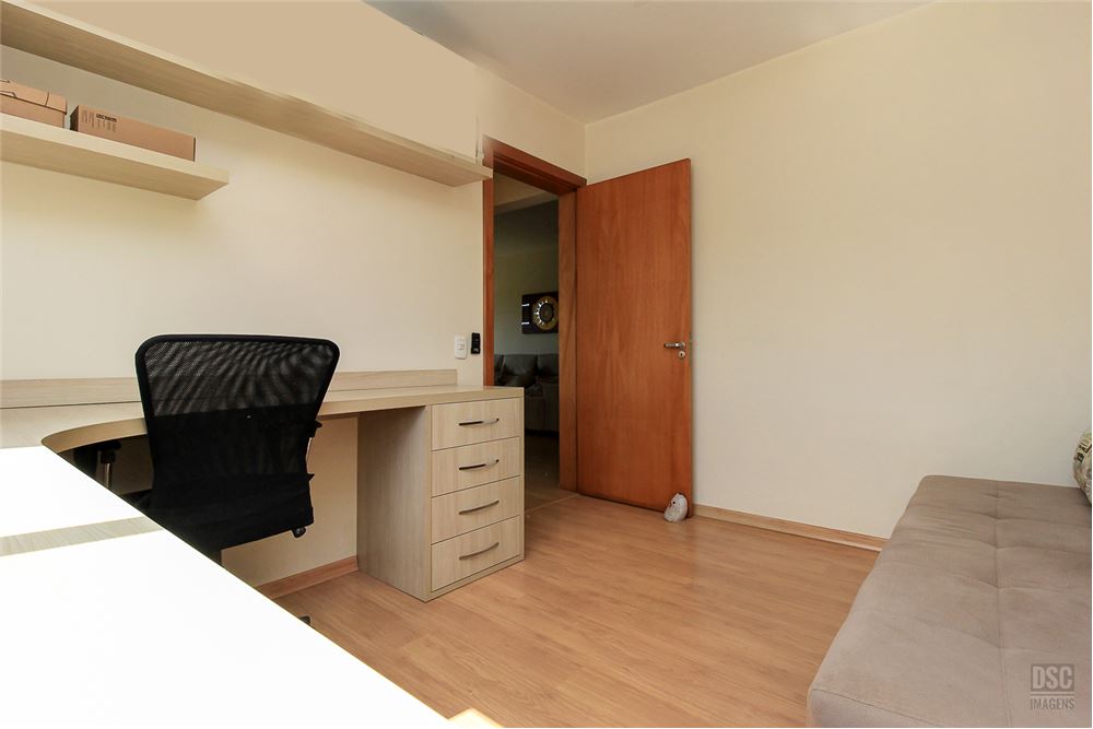 Apartamento à venda com 2 quartos, 80m² - Foto 17