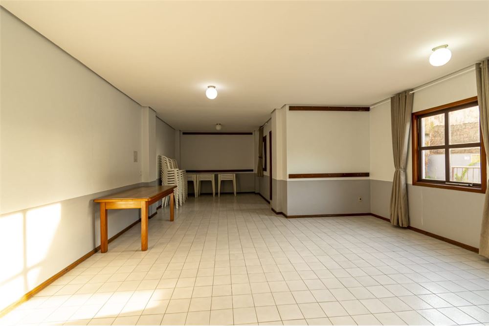 Cobertura à venda com 2 quartos, 198m² - Foto 12