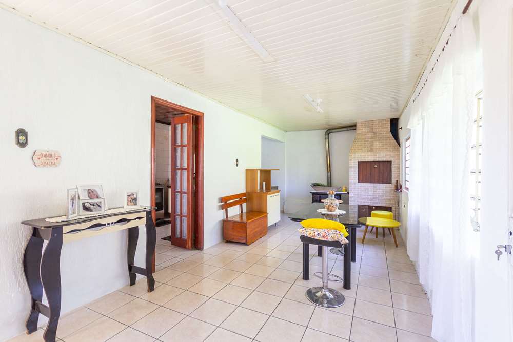 Casa à venda com 3 quartos, 140m² - Foto 2