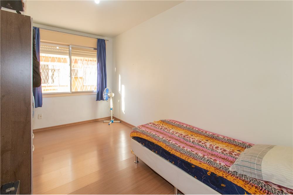 Apartamento à venda com 2 quartos, 70m² - Foto 12