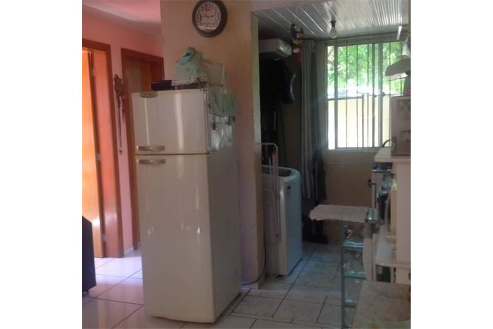 Apartamento à venda com 2 quartos, 68m² - Foto 2