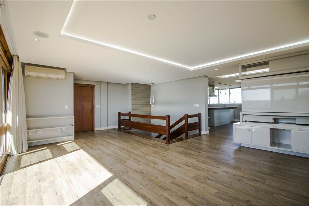 Cobertura à venda com 3 quartos, 484m² - Foto 3