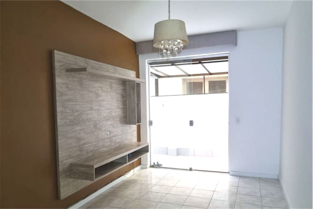 Apartamento à venda com 1 quarto, 41m² - Foto 7