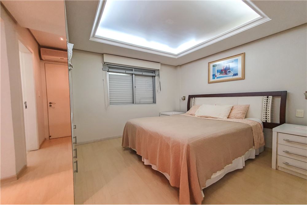 Apartamento à venda com 3 quartos, 185m² - Foto 10