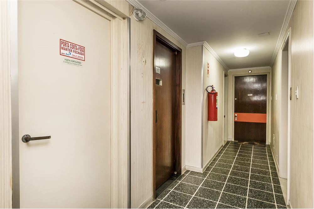 Apartamento à venda com 3 quartos, 119m² - Foto 7