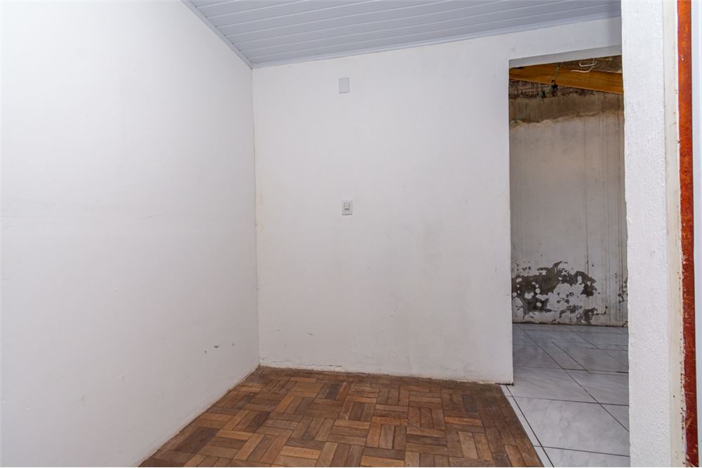 Casa à venda com 3 quartos, 39m² - Foto 11