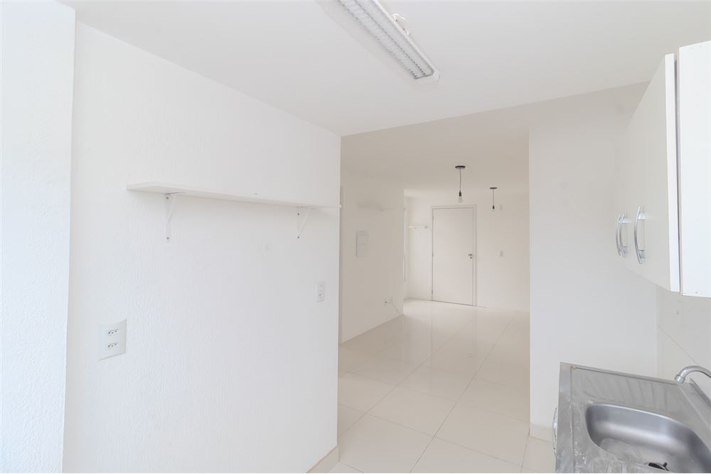 Apartamento à venda com 2 quartos, 60m² - Foto 14