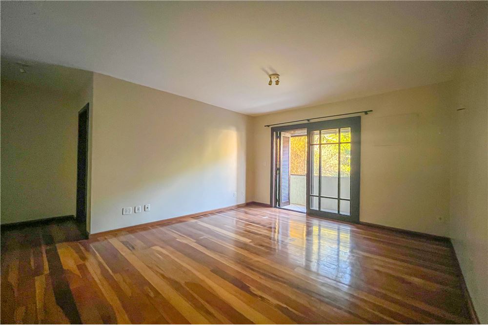 Apartamento à venda com 3 quartos, 175m² - Foto 19