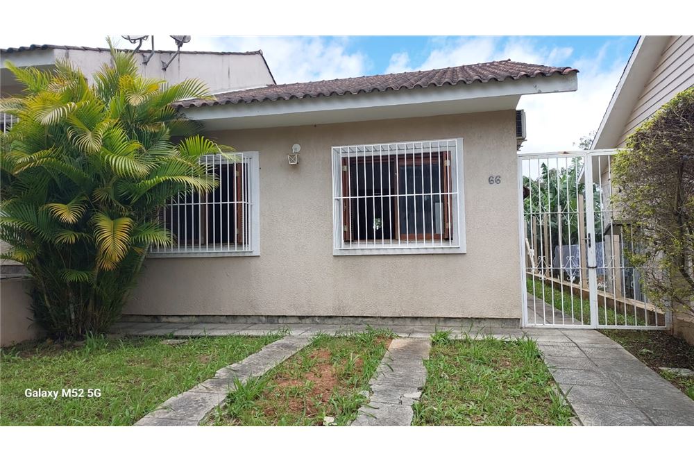 Casa de Condomínio à venda com 2 quartos, 200m² - Foto 1