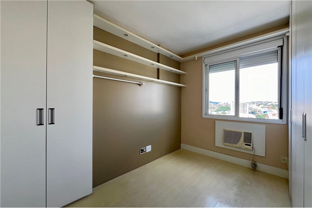 Apartamento à venda com 2 quartos, 60m² - Foto 22