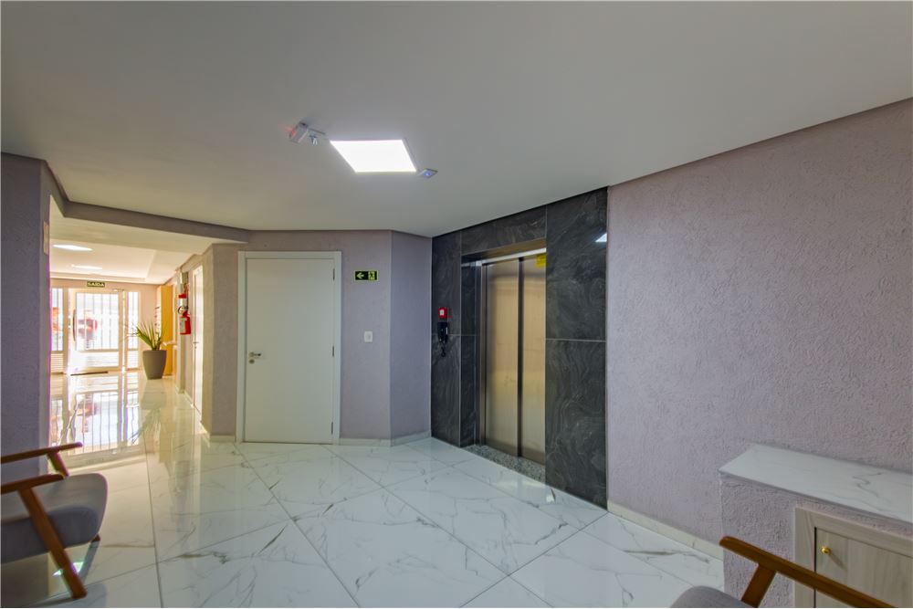 Apartamento à venda com 2 quartos, 88m² - Foto 3