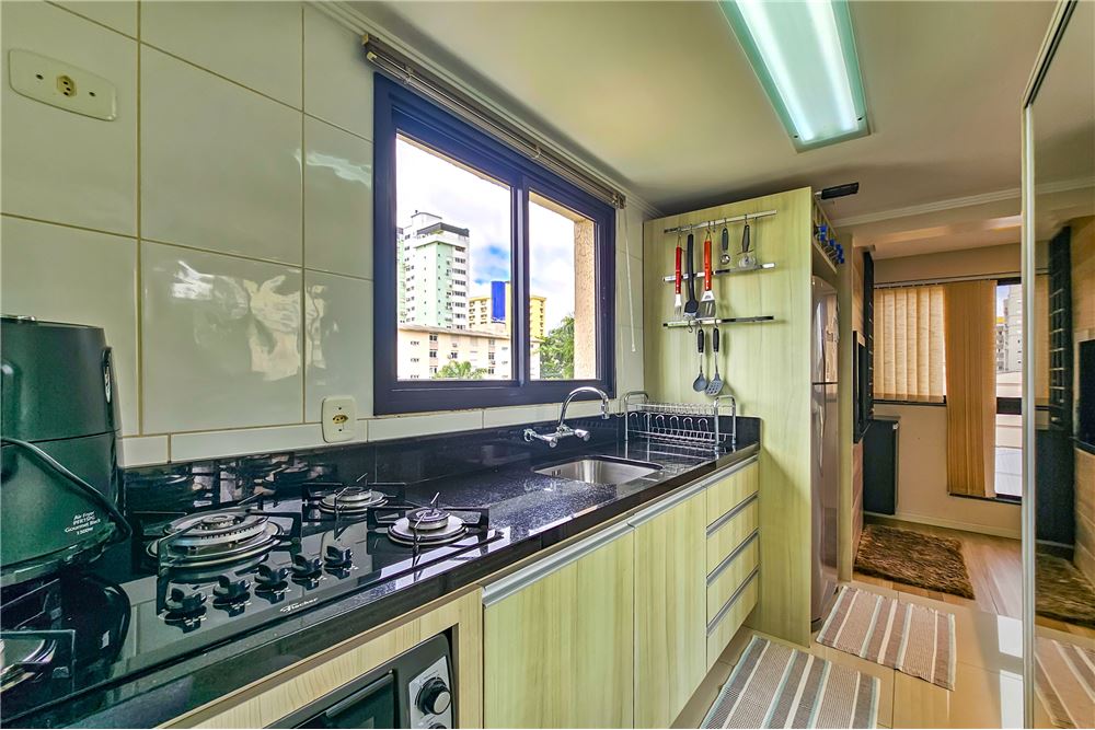 Apartamento à venda com 2 quartos, 102m² - Foto 6