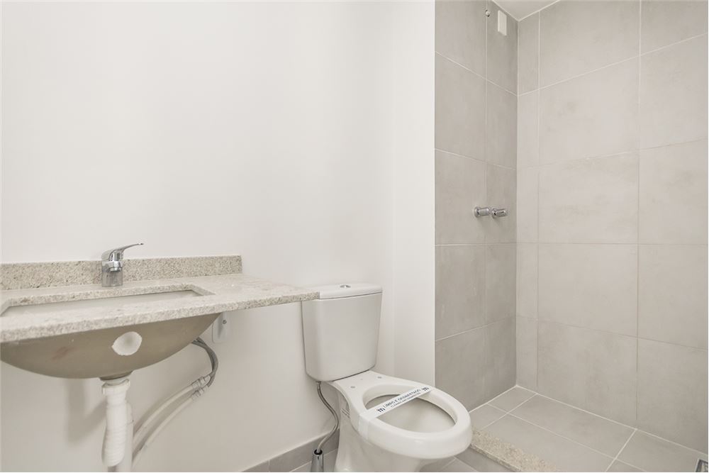 Apartamento à venda com 2 quartos, 70m² - Foto 10