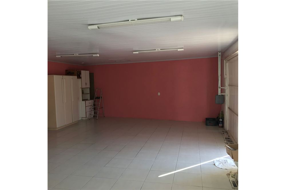 Casa à venda com 1 quarto, 184m² - Foto 11