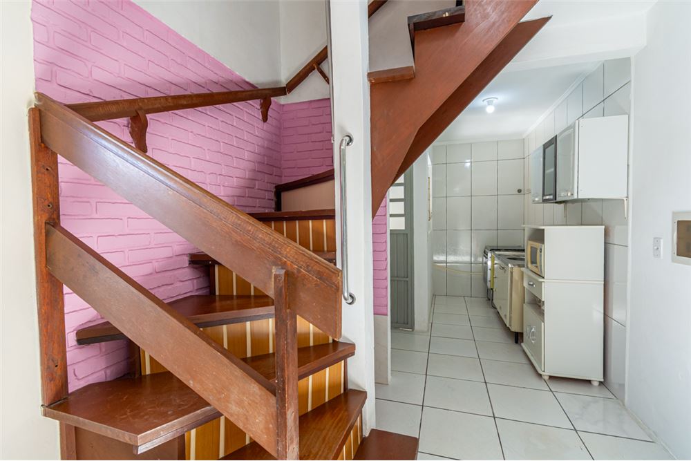 Casa à venda com 3 quartos, 74m² - Foto 5