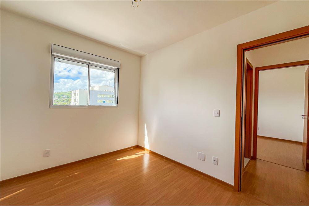 Apartamento à venda com 2 quartos, 44m² - Foto 19