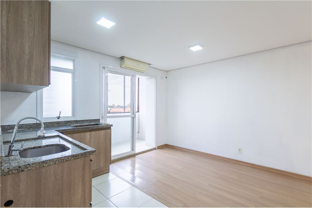 Apartamento à venda com 2 quartos, 59m² - Foto 4