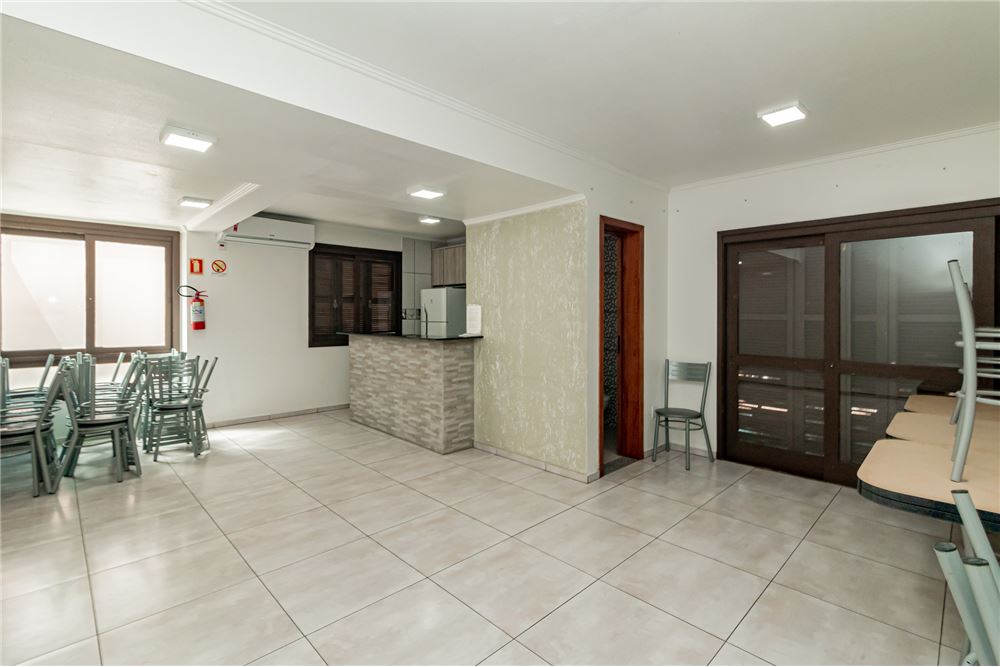 Apartamento à venda com 2 quartos, 72m² - Foto 12