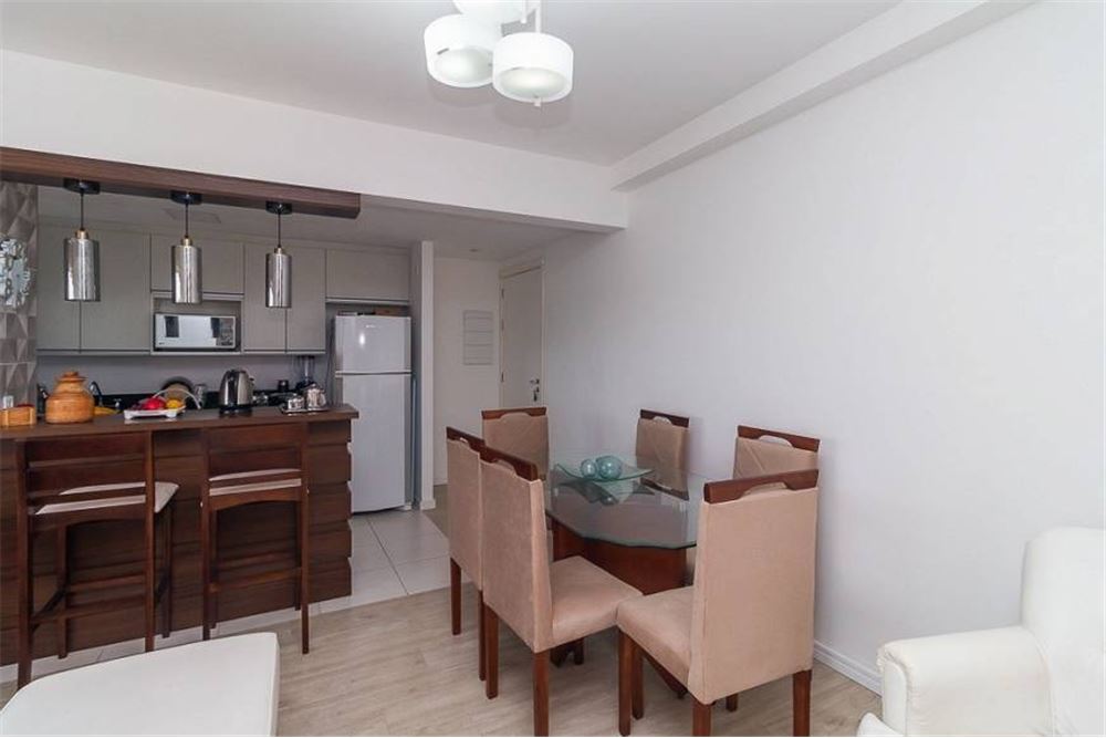 Apartamento à venda com 3 quartos, 75m² - Foto 3