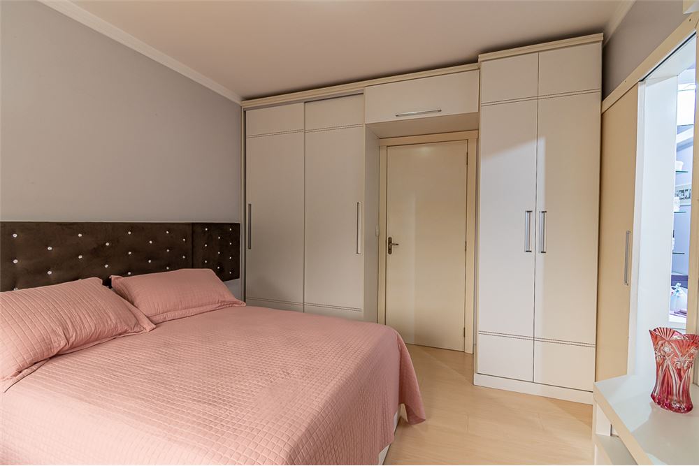 Apartamento à venda com 3 quartos, 122m² - Foto 11