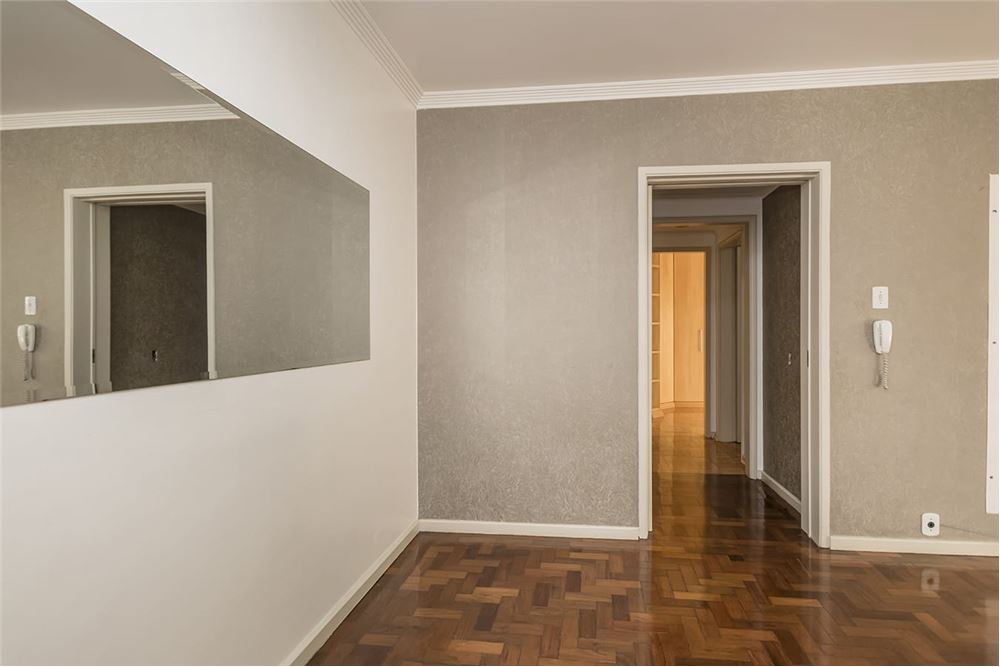 Apartamento à venda com 3 quartos, 119m² - Foto 17