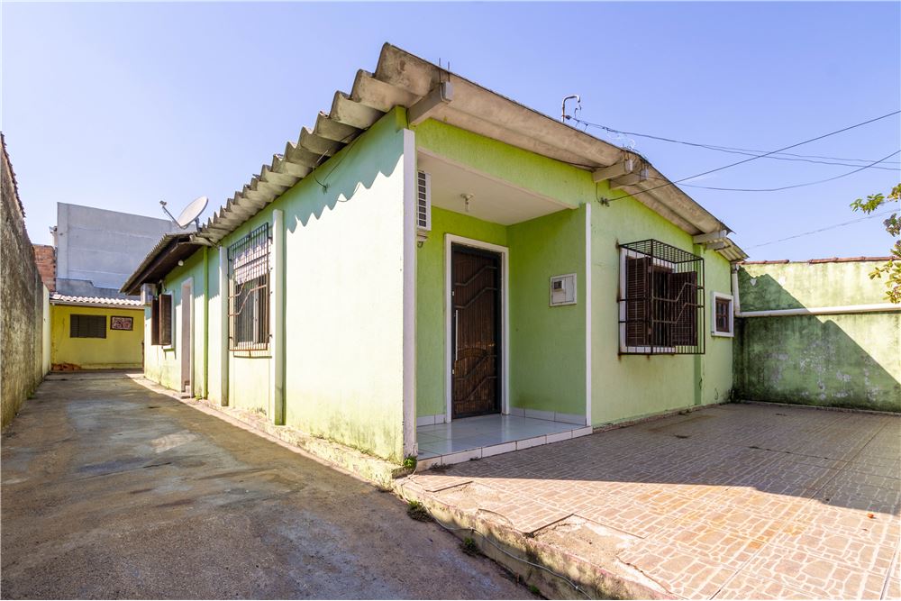 Casa à venda com 3 quartos, 300m² - Foto 2