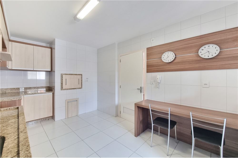 Apartamento à venda com 2 quartos, 104m² - Foto 5