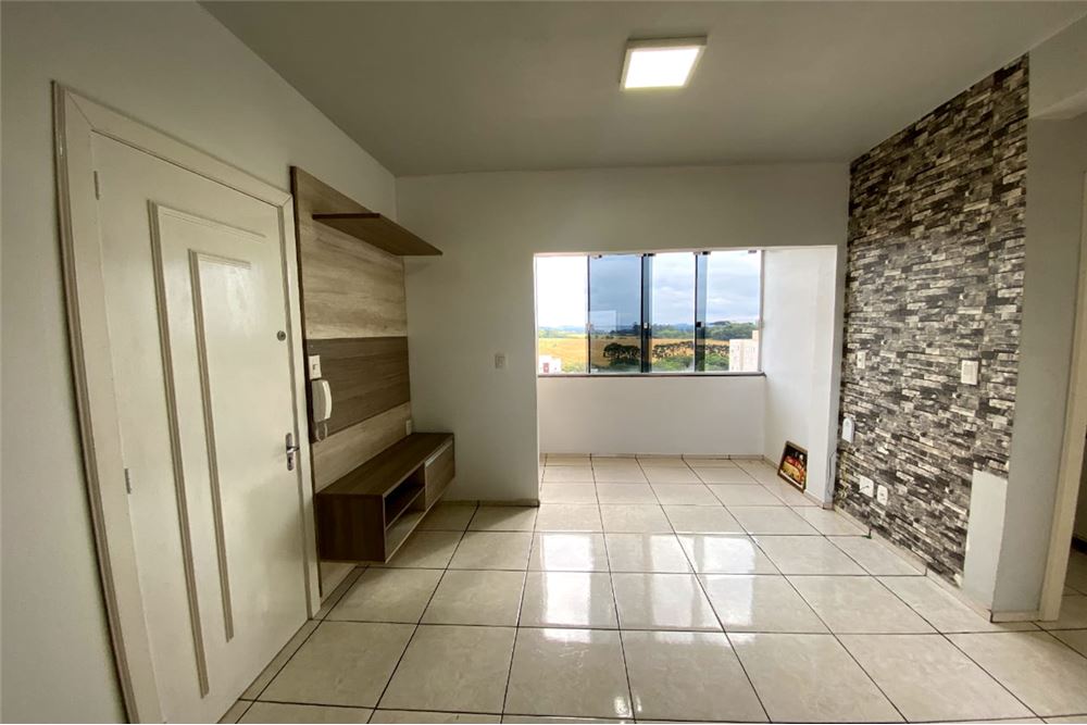 Apartamento à venda com 1 quarto, 50m² - Foto 3