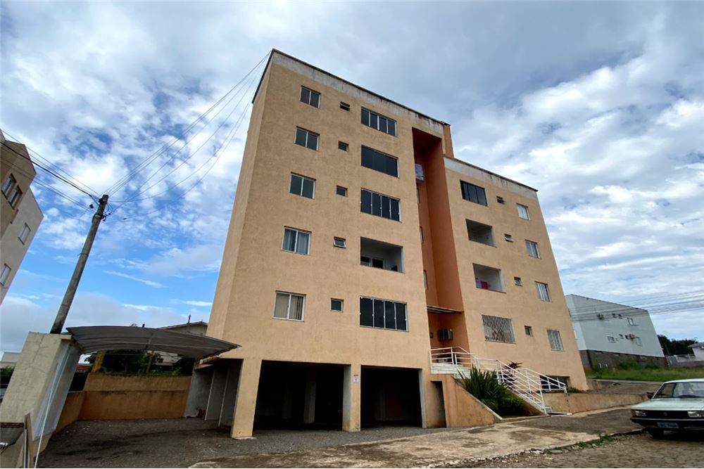 Apartamento à venda com 1 quarto, 50m² - Foto 1