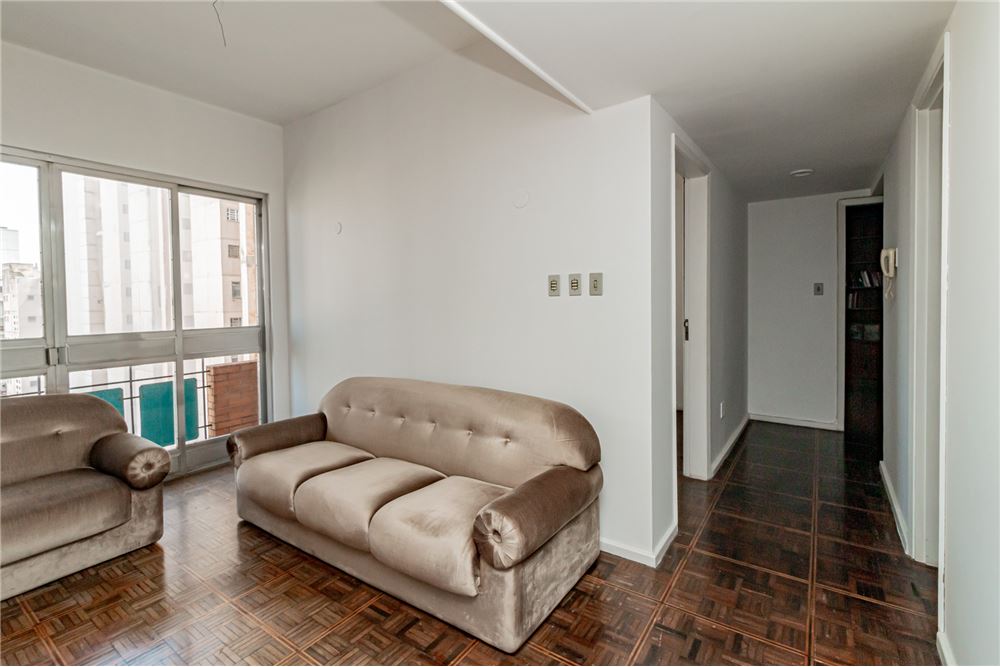 Apartamento à venda com 3 quartos, 187m² - Foto 7