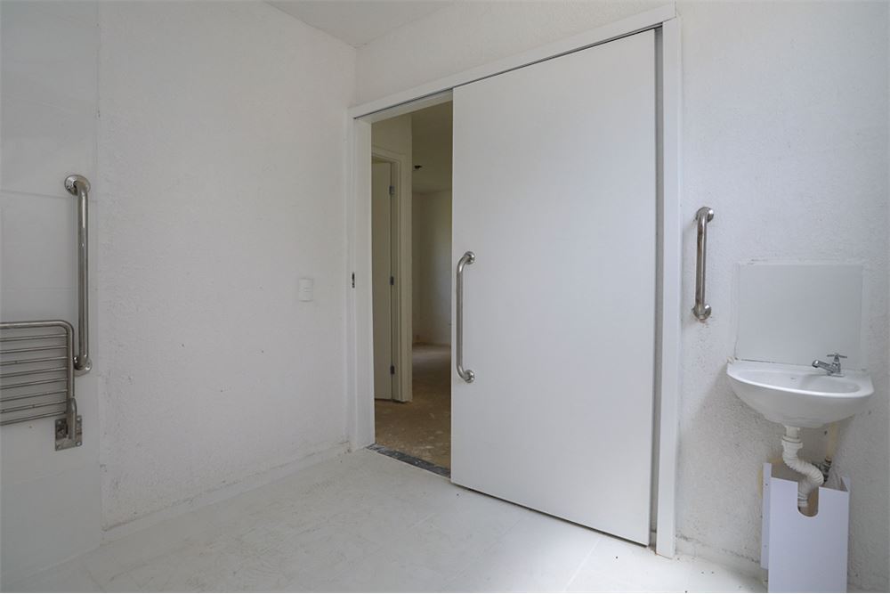 Apartamento à venda com 1 quarto, 42m² - Foto 18