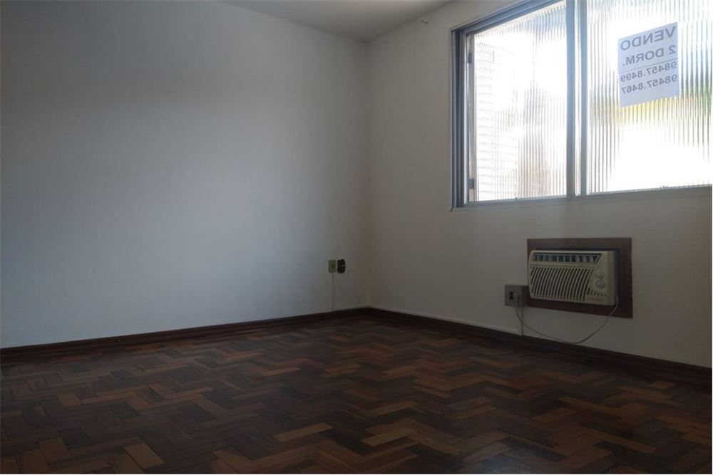 Apartamento à venda com 2 quartos, 64m² - Foto 4