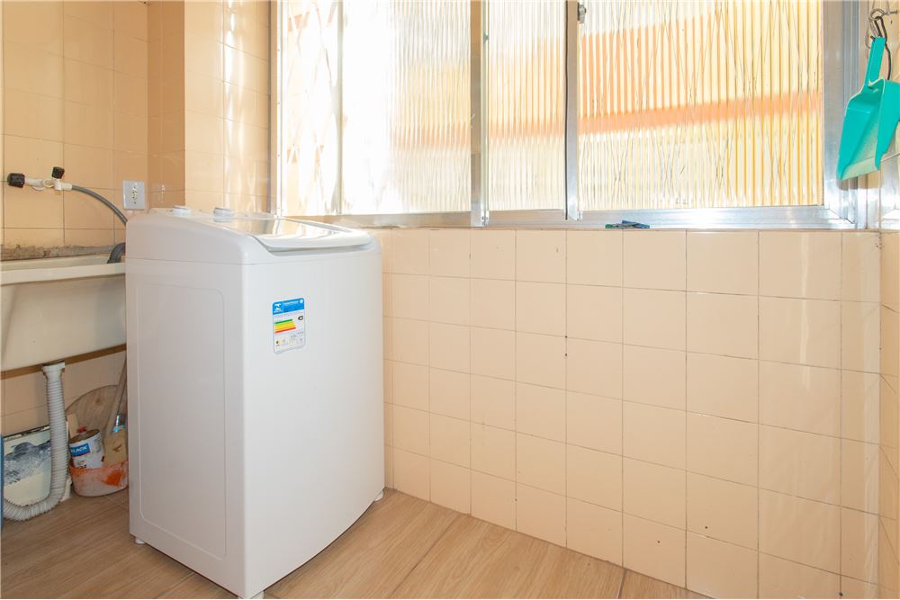 Apartamento à venda com 2 quartos, 70m² - Foto 10