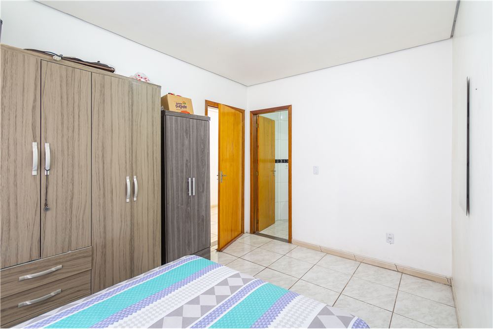 Casa à venda com 2 quartos, 65m² - Foto 11