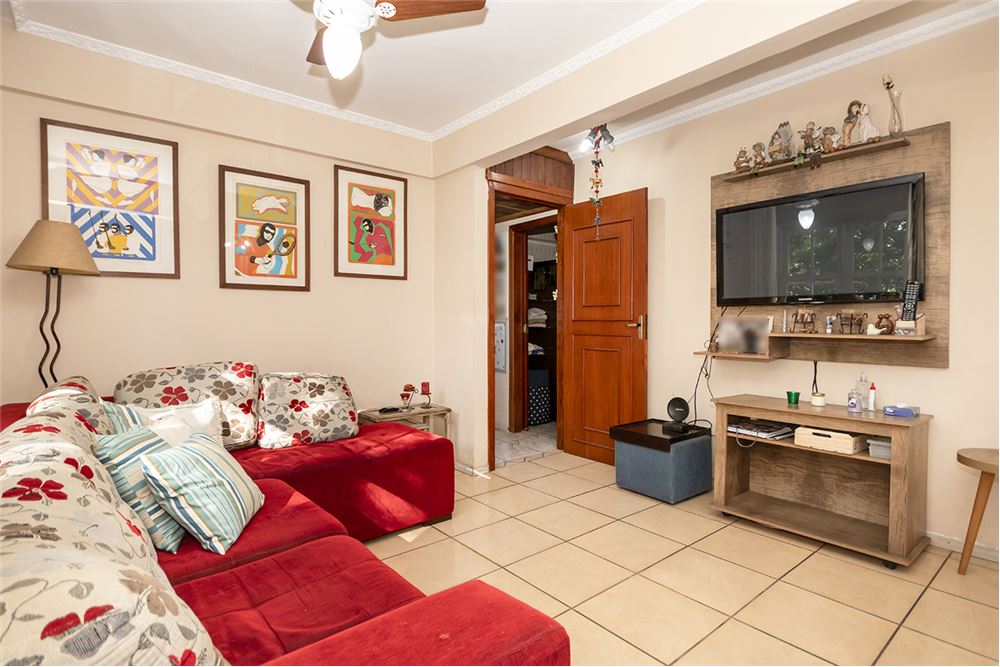 Apartamento à venda com 2 quartos, 76m² - Foto 4