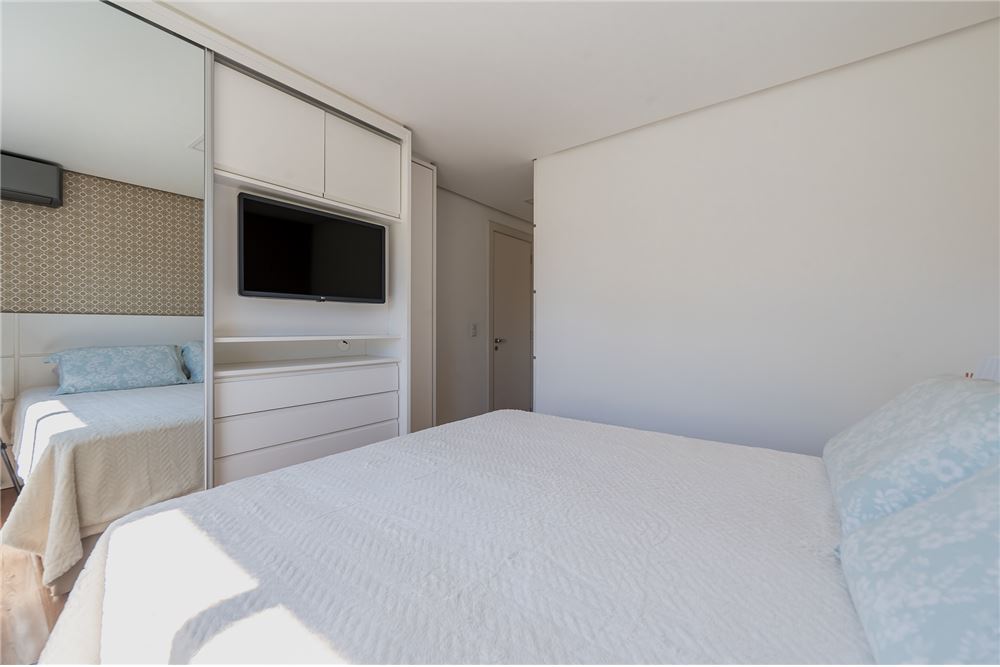 Apartamento à venda com 2 quartos, 78m² - Foto 19