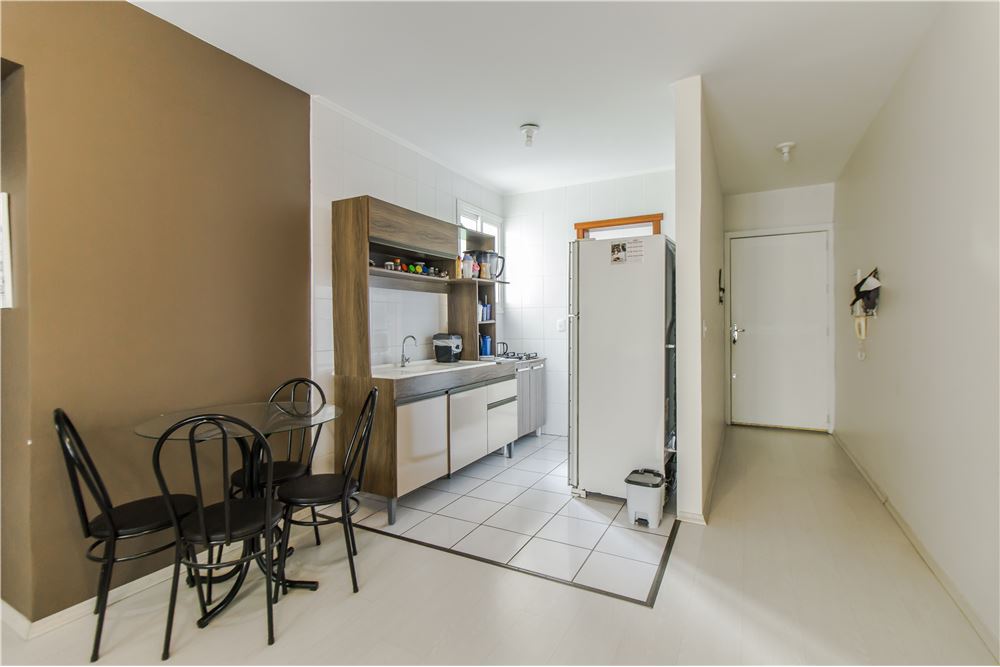 Apartamento à venda com 2 quartos, 76m² - Foto 5