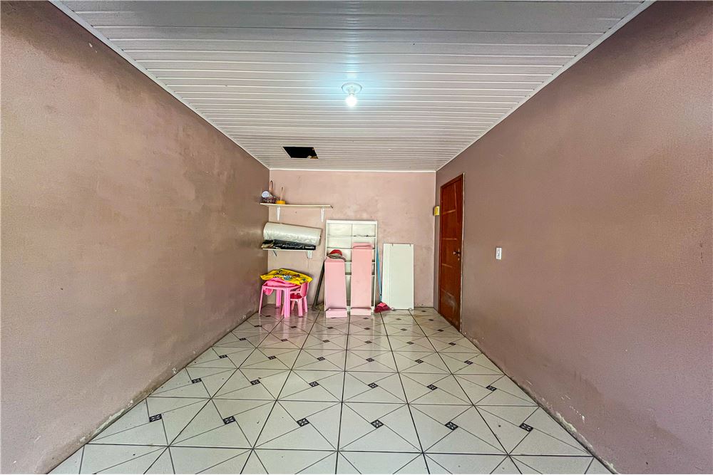 Casa à venda com 2 quartos, 99m² - Foto 4