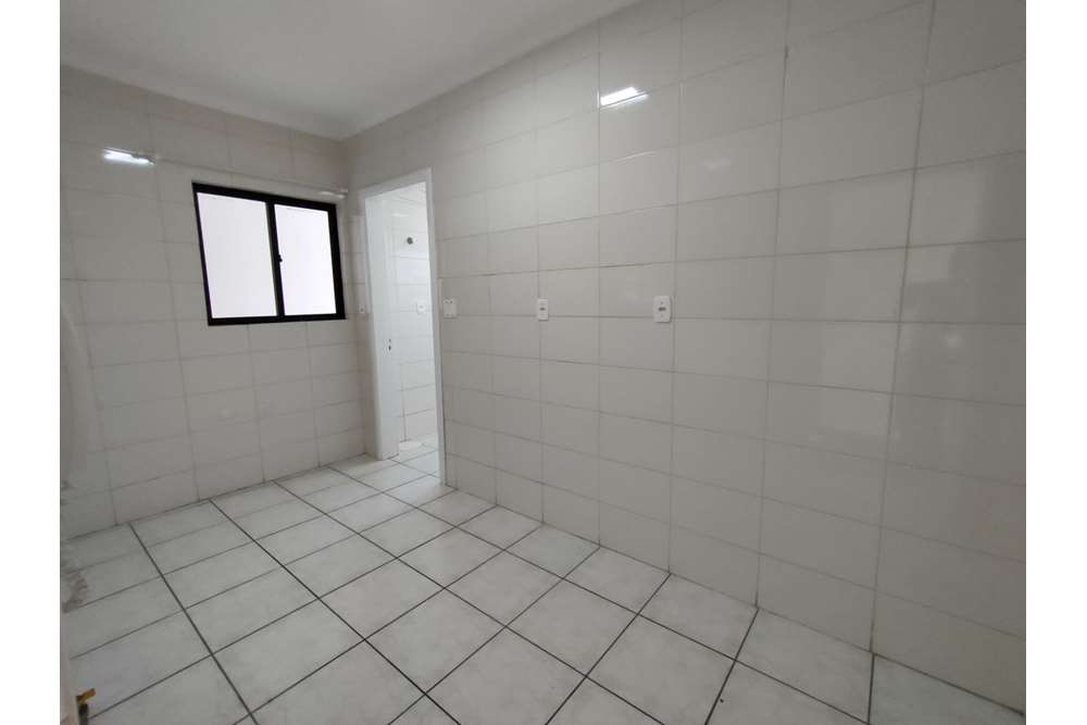 Apartamento para alugar com 2 quartos, 115m² - Foto 7