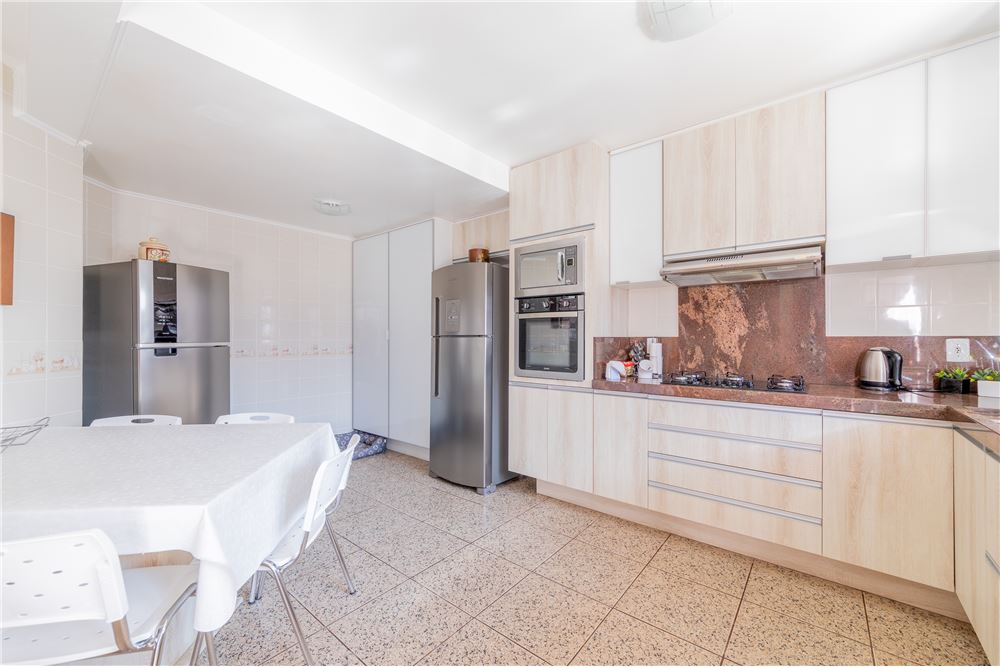 Casa à venda com 3 quartos, 303m² - Foto 19