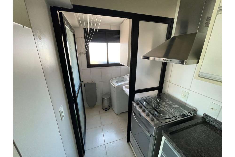 Apartamento à venda com 2 quartos, 76m² - Foto 11