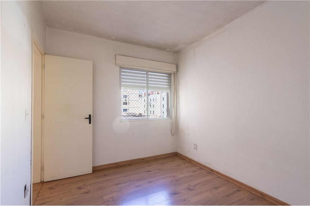 Apartamento à venda com 2 quartos, 70m² - Foto 6